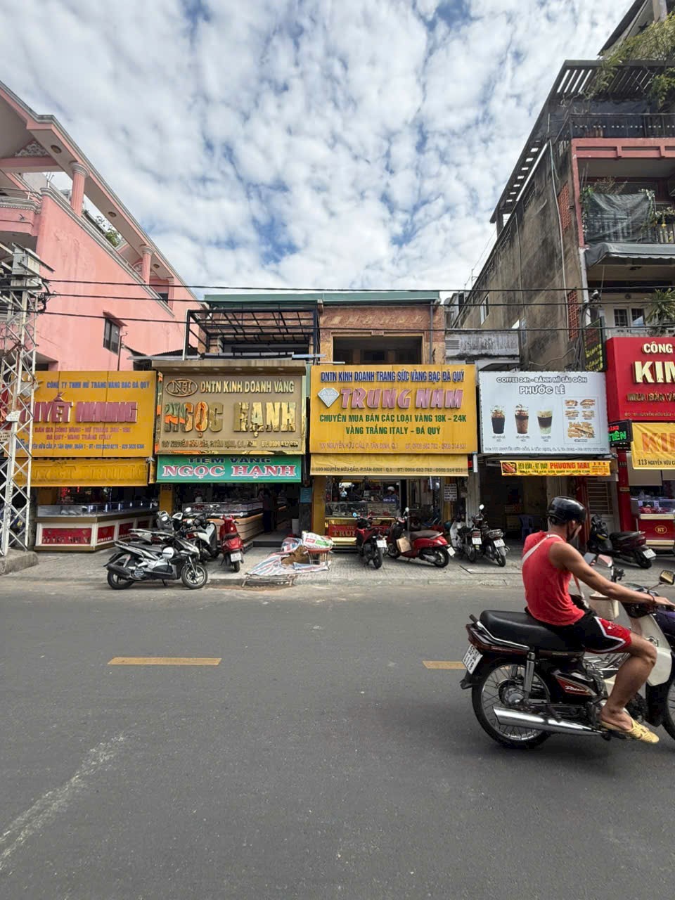 Bán nhà 107-109-111Thửa: 3+7+8Tờ: 73 Nguyễn Hữu Cầu Phường Tân Định - Hinh 1