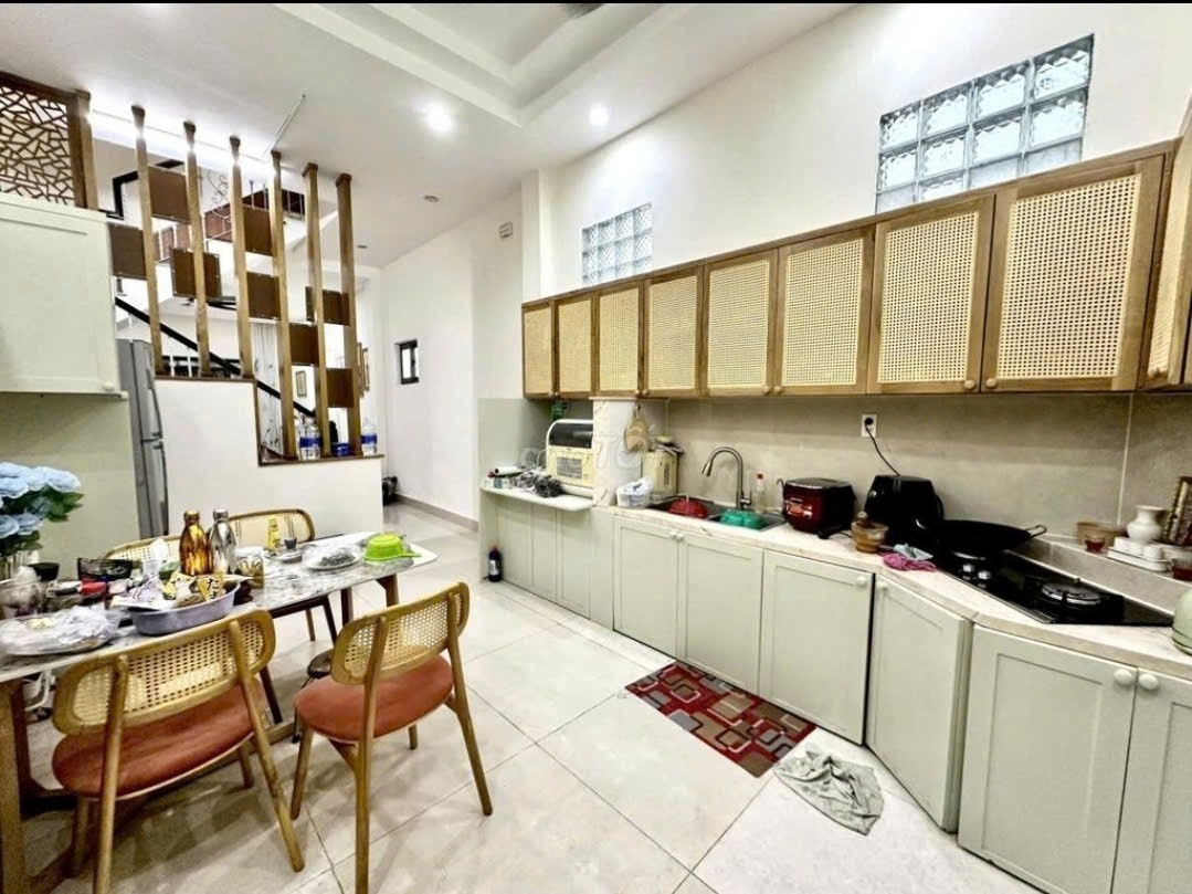 Bán nhà 420/9 Huỳnh Văn Bánh Phường Phú Nhuận - Hinh 4