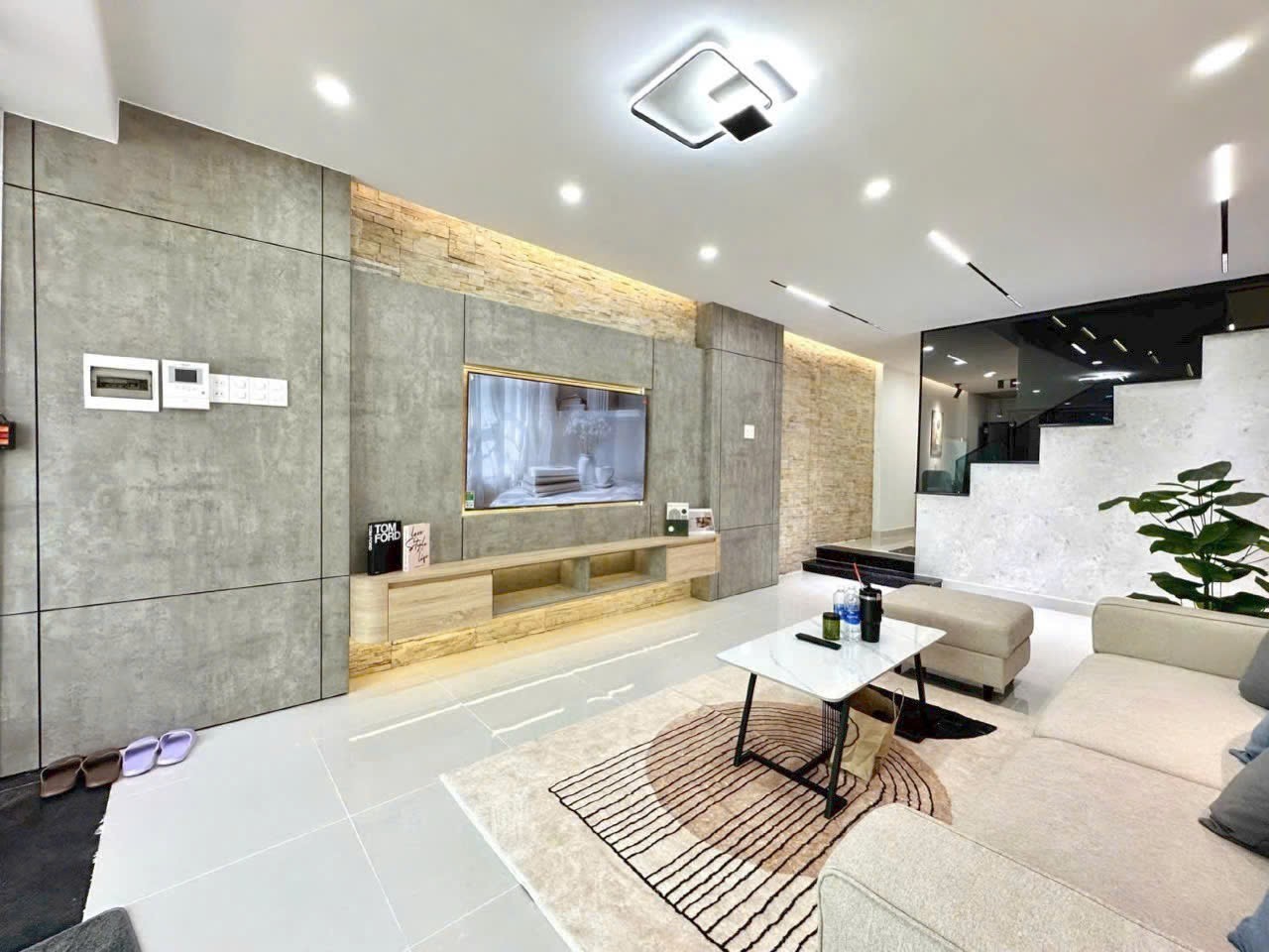 Bán nhà 417/3B Phan Xích Long Phường Cầu Kiệu - Hinh 1