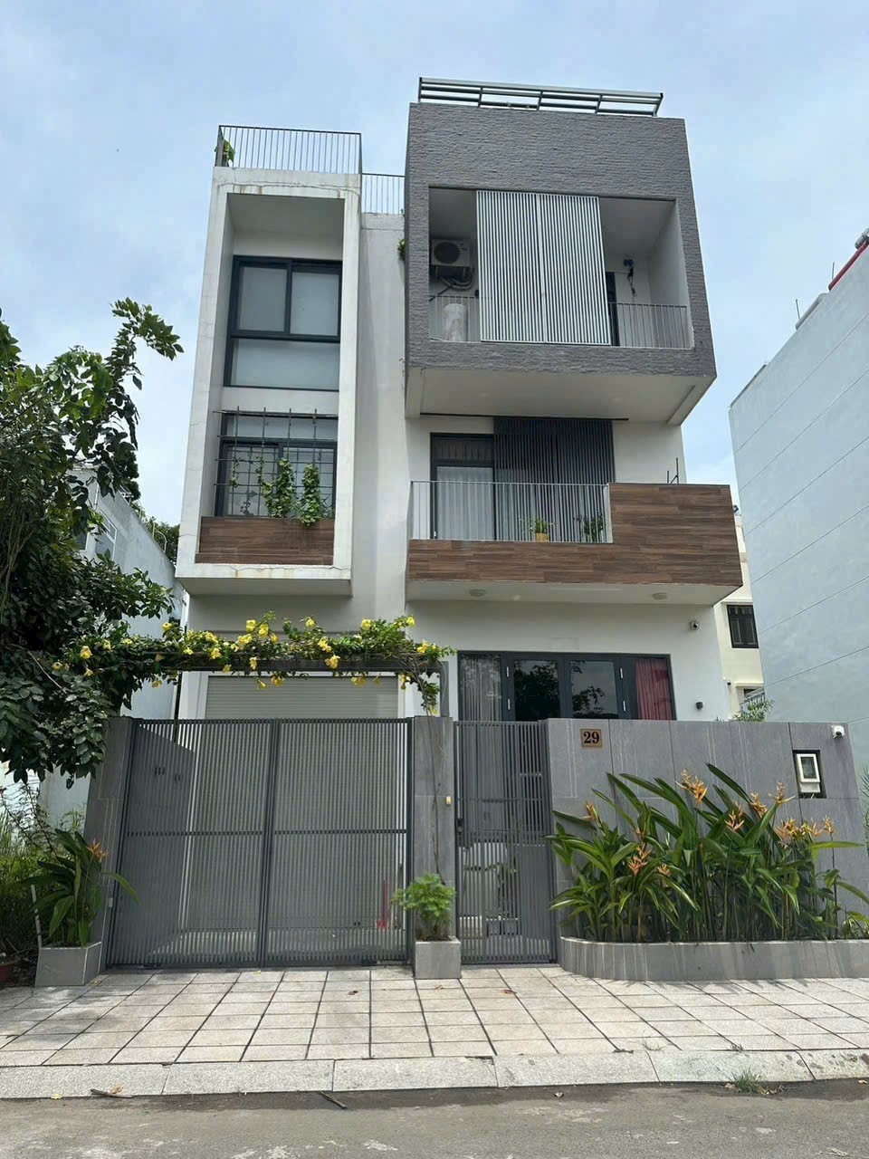 Bán nhà 29 Số 94 Phường Cát Lái - Hinh 1