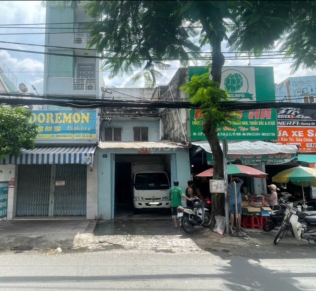 Bán nhà 172B Lạc Long Quân Phường Bình Thới - Hinh 1