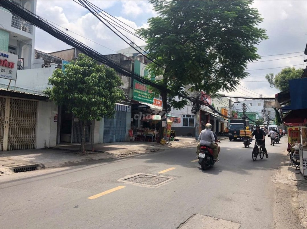 Bán nhà 172B Lạc Long Quân Phường Bình Thới - Hinh 3