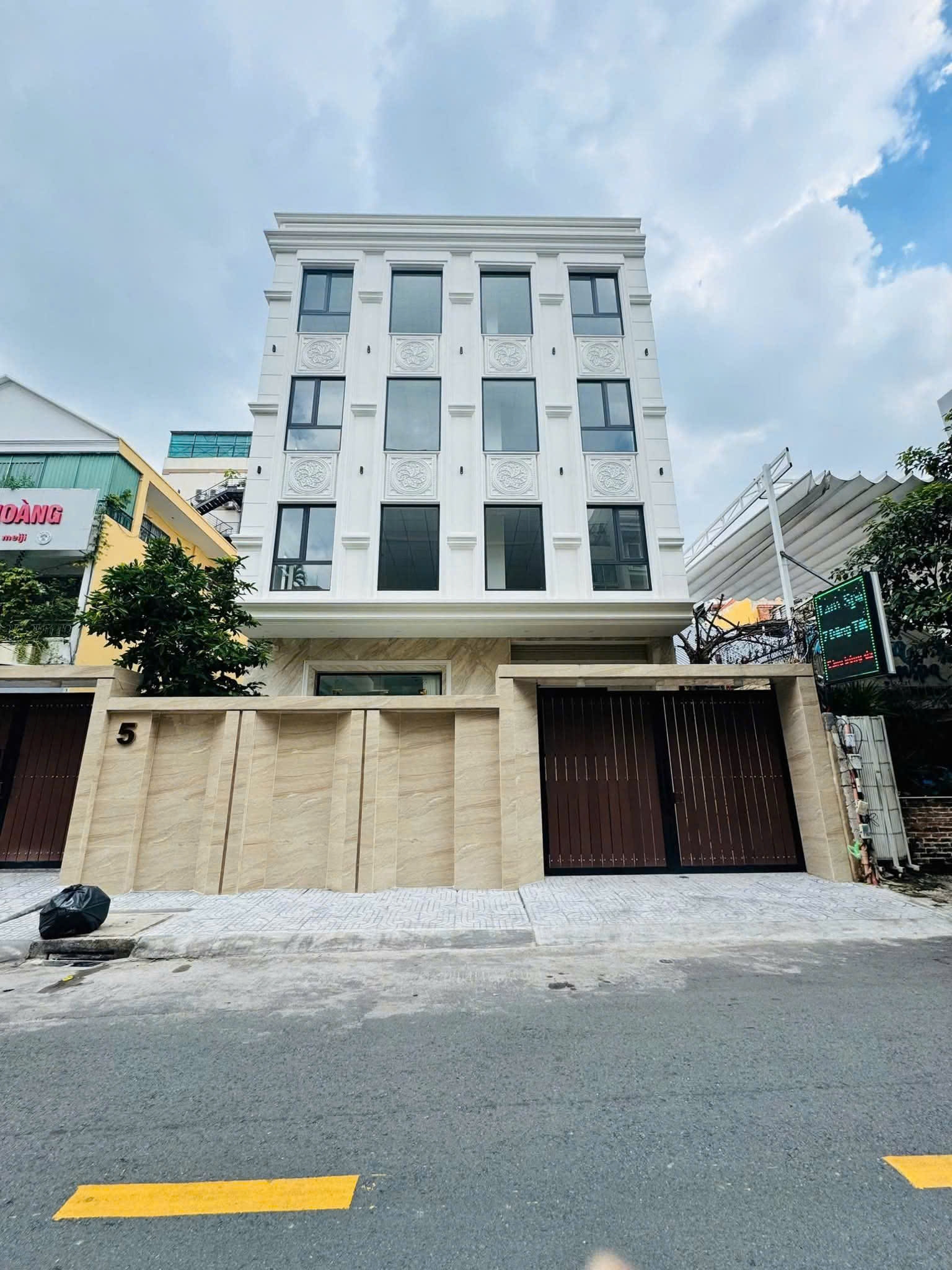 Bán nhà 5 Đặng Tất Phường Tân Định - Hinh 1