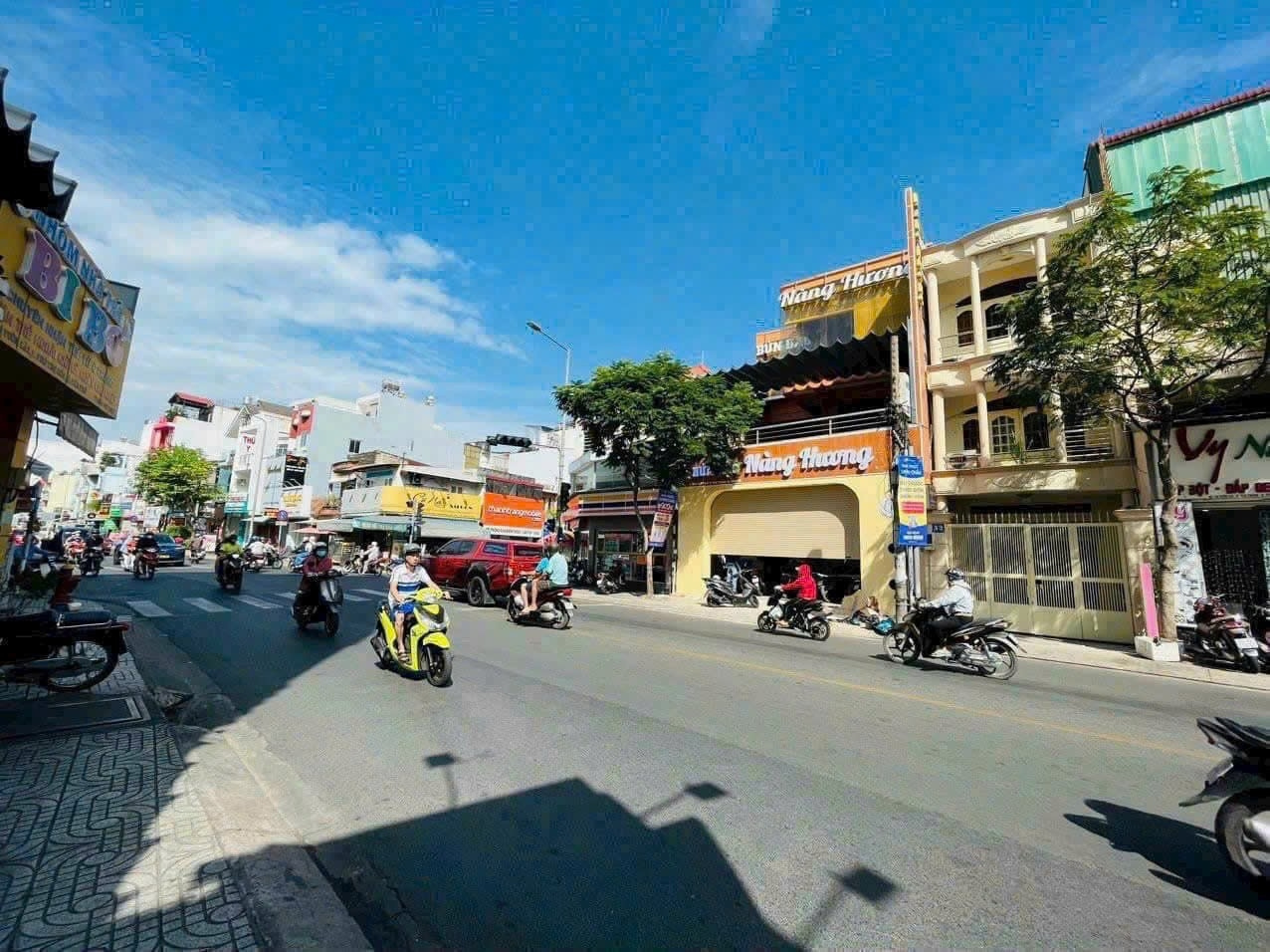 Bán nhà 56A Vườn Lài Phường Tân Phú - Hinh 2