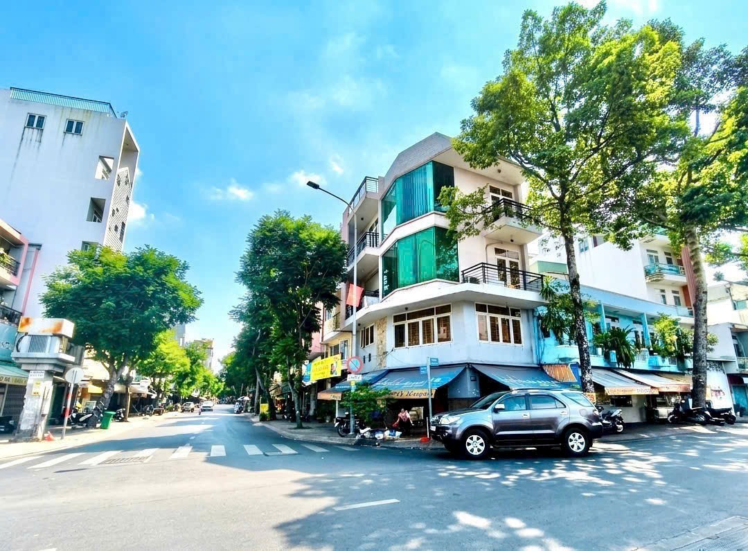 Bán nhà 997 Hoàng Sa Phường Nhiêu Lộc - Hinh 1