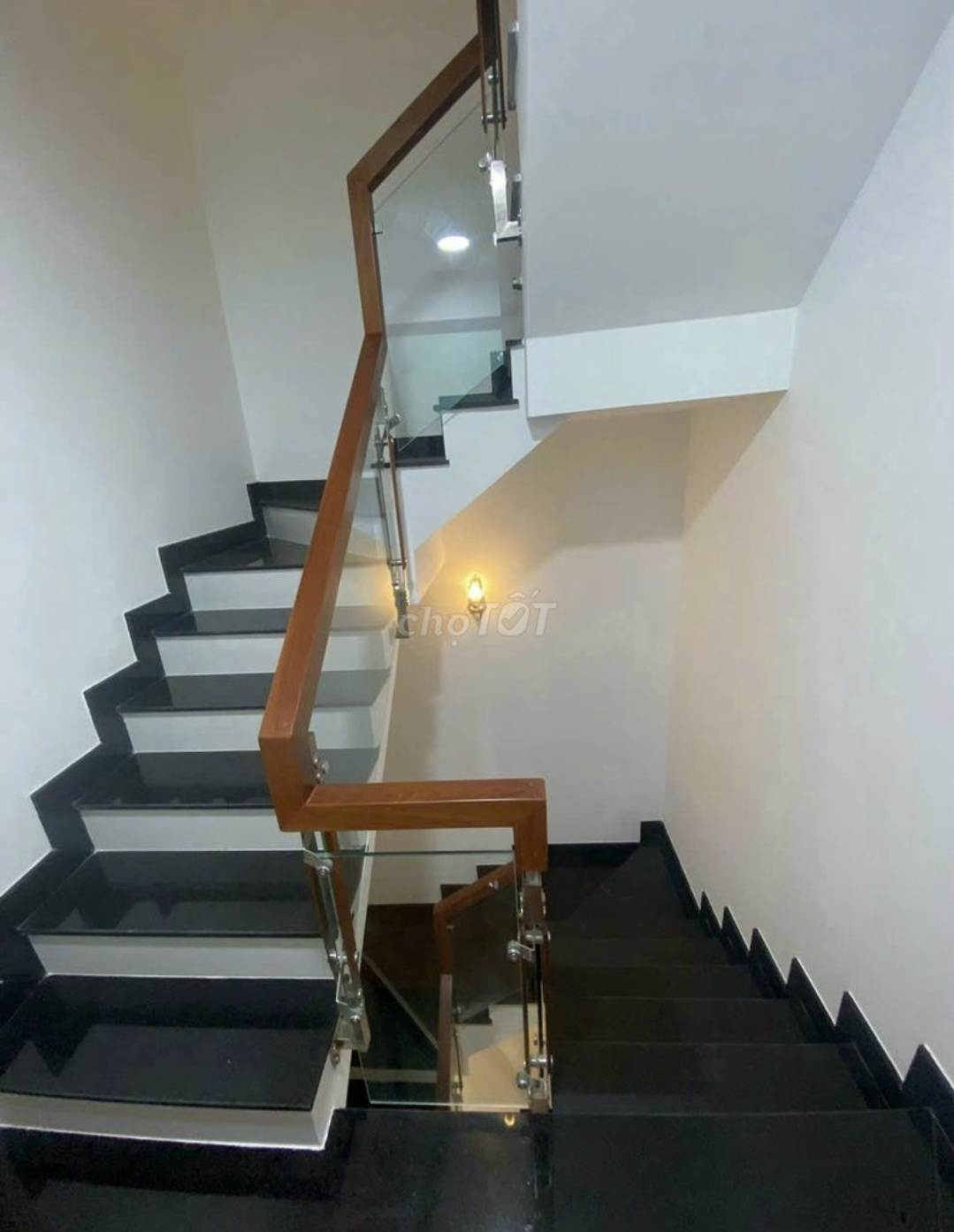 Bán Nhà 30/47 Đoàn Thị Điểm Phường Cầu Kiệu - Hinh 8
